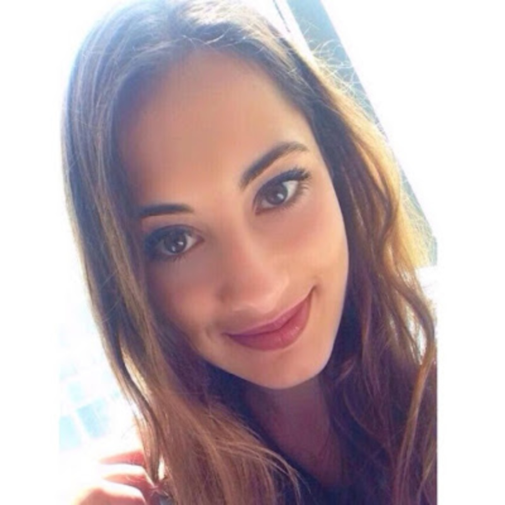 Meet your Posher, Alexandra